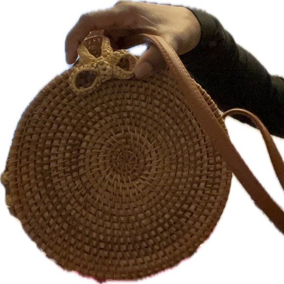 Cross body Straw woven purse - Picture 7 of 7